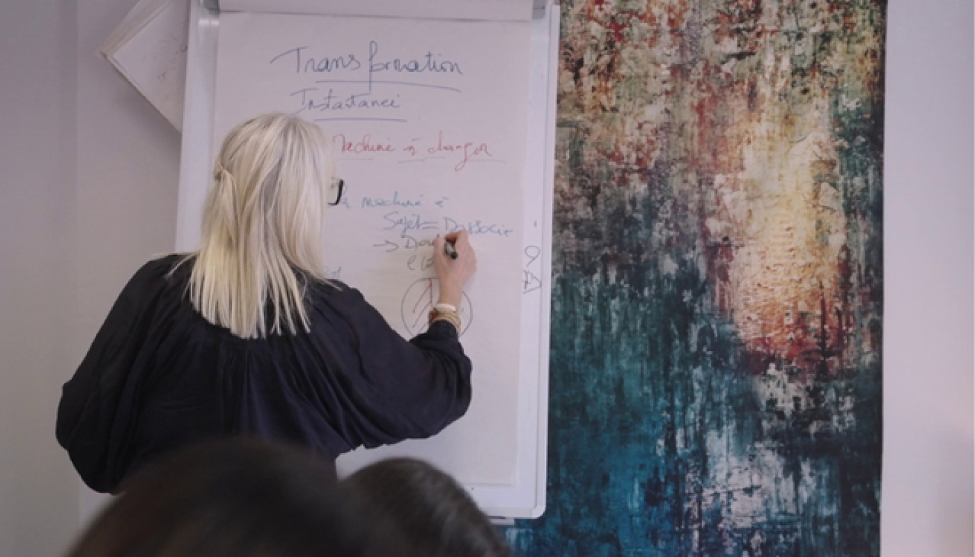 Formation à l'hypnose : quelles sont vos options à Avignon selon votre niveau ?